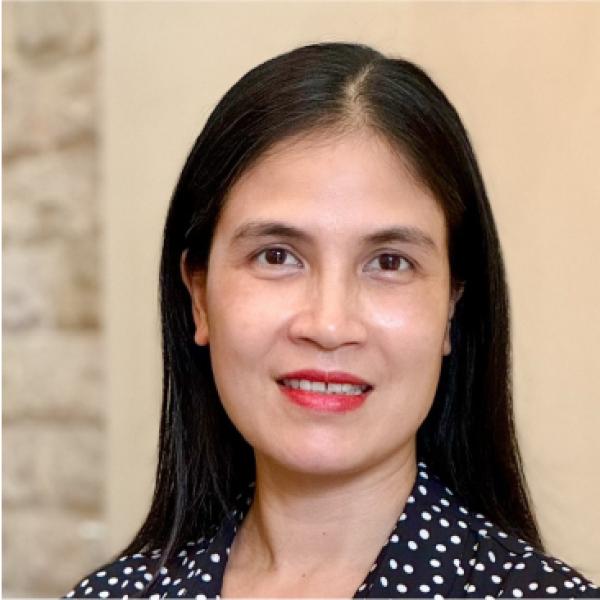 TS. Lê Thị Hoàng Hà
